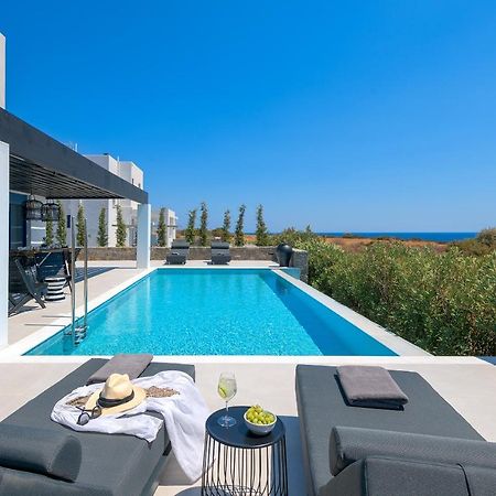 Astrea Villas Lakhania Eksteriør billede